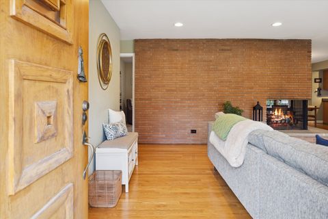 Tiny photo for 31 E Washington Boulevard, Lombard, IL 60148 (MLS # 12531797)