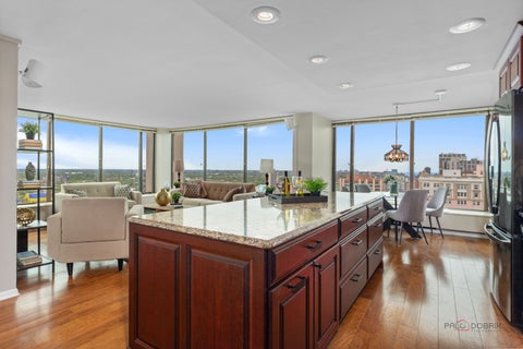 Tiny photo for 5455 N Sheridan Road #2615, Chicago, IL 60640 (MLS # 12692289)