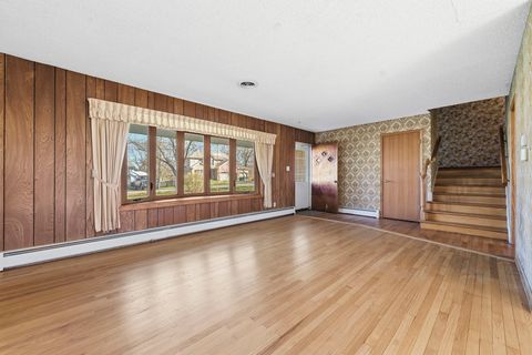 Tiny photo for 30W445 Arbor Lane, West Chicago, IL 60185 (MLS # 12605145)