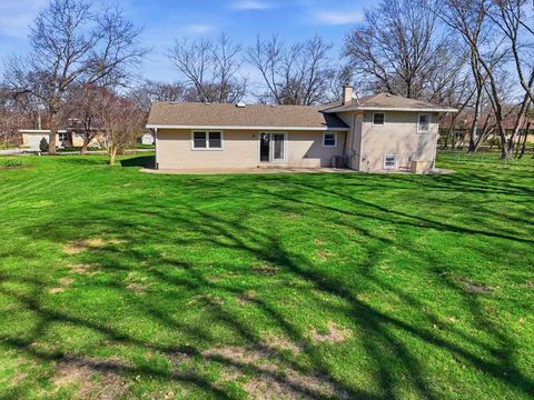 Tiny photo for 30W445 Arbor Lane, West Chicago, IL 60185 (MLS # 12605145)