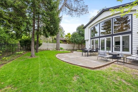 Tiny photo for 881 Marion Avenue, Highland Park, IL 60035 (MLS # 12641044)