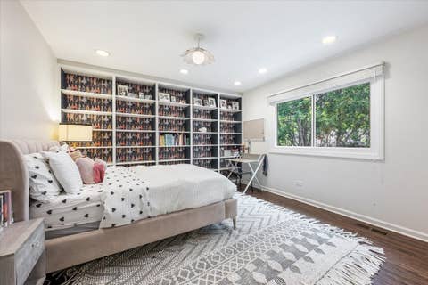Tiny photo for 881 Marion Avenue, Highland Park, IL 60035 (MLS # 12641044)