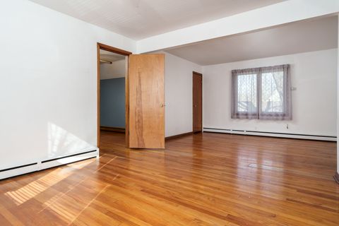 Tiny photo for 1656 Oakwood Avenue, Beloit, WI 53511 (MLS # 12609355)