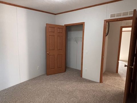 Tiny photo for 15662 E Nolan Road, Mt Vernon, IL 62864 (MLS # 12612090)