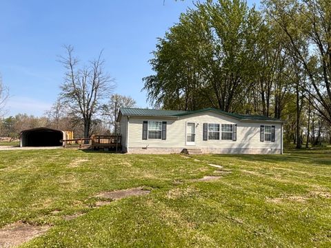 Photo of 15662 E Nolan Road, Mt Vernon, IL 62864 (MLS # 12612090)