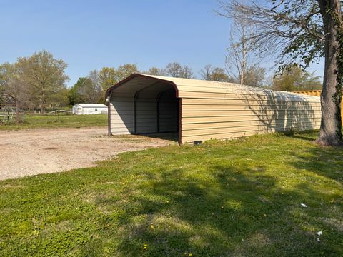 Tiny photo for 15662 E Nolan Road, Mt Vernon, IL 62864 (MLS # 12612090)