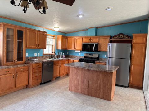 Tiny photo for 15662 E Nolan Road, Mt Vernon, IL 62864 (MLS # 12612090)