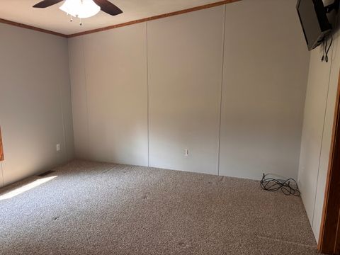 Tiny photo for 15662 E Nolan Road, Mt Vernon, IL 62864 (MLS # 12612090)