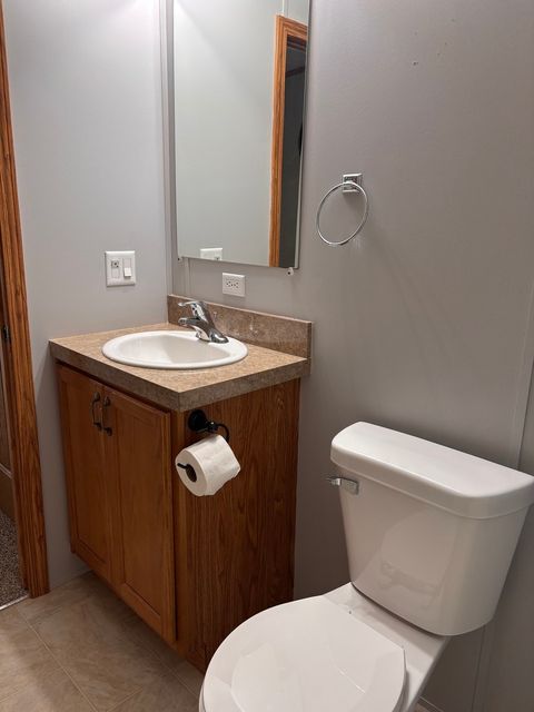 Tiny photo for 15662 E Nolan Road, Mt Vernon, IL 62864 (MLS # 12612090)