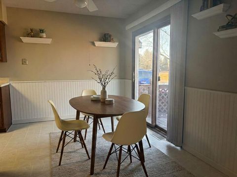 Tiny photo for 1827 Kerrybrook Court #427, Sycamore, IL 60178 (MLS # 12582492)