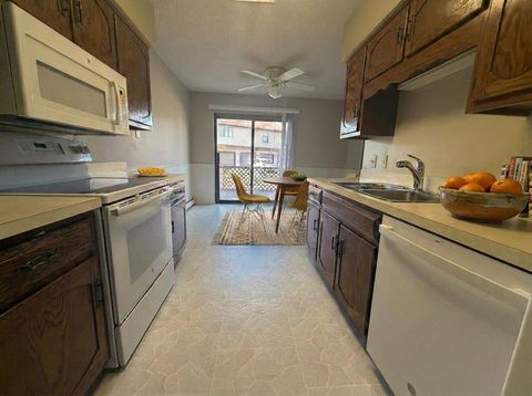 Tiny photo for 1827 Kerrybrook Court #427, Sycamore, IL 60178 (MLS # 12582492)