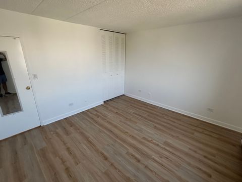 Tiny photo for 9074 W Terrace Drive #4N, Niles, IL 60714 (MLS # 12512762)