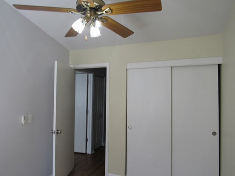 Tiny photo for 255 W Treehouse Lane W, Round Lake, IL 60073 (MLS # 12688521)