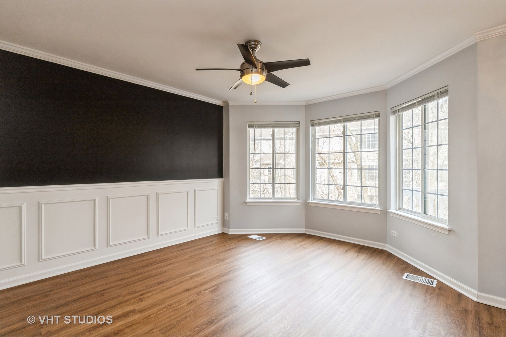 255 W Treehouse Lane W