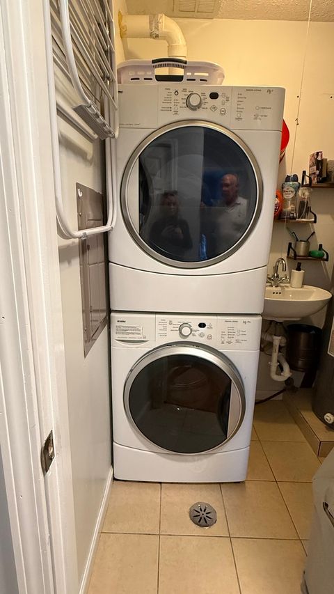 Tiny photo for 1365 N Sterling Avenue #D116, Palatine, IL 60067 (MLS # 12624053)