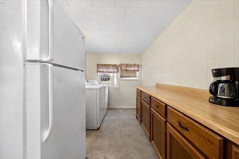 Tiny photo for 835 N 6TH Avenue, Canton, IL 61520 (MLS # 12588519)