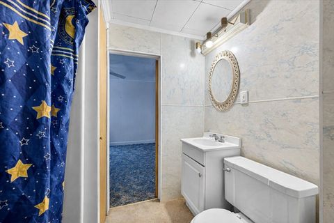 Tiny photo for 835 N 6TH Avenue, Canton, IL 61520 (MLS # 12588519)