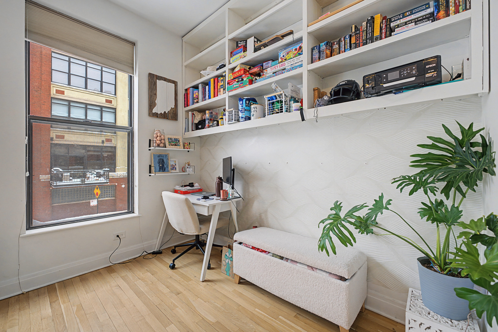 832 W Adams Street 2