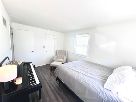 Tiny photo for 2613 Hawthorne Drive, Bettendorf, IA 52722 (MLS # 12600116)