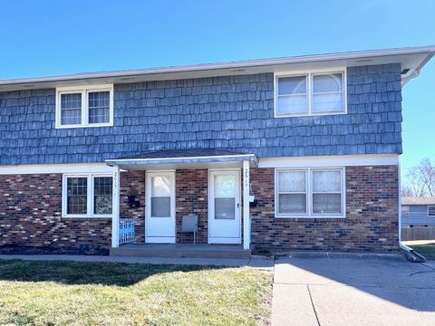 Tiny photo for 2613 Hawthorne Drive, Bettendorf, IA 52722 (MLS # 12600116)