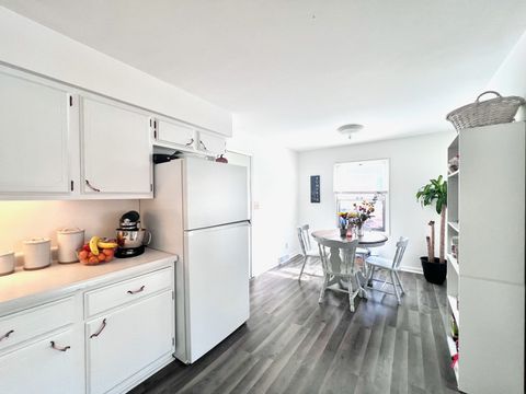 Tiny photo for 2613 Hawthorne Drive, Bettendorf, IA 52722 (MLS # 12600116)