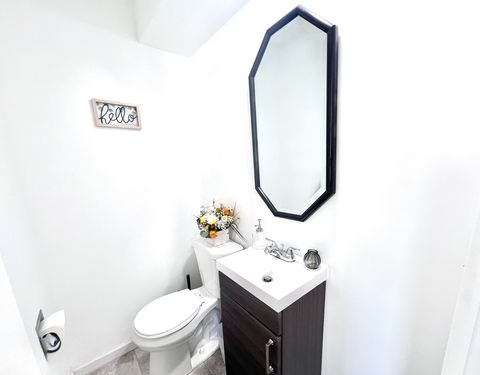 Tiny photo for 2613 Hawthorne Drive, Bettendorf, IA 52722 (MLS # 12600116)