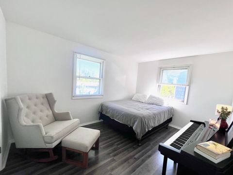 Tiny photo for 2613 Hawthorne Drive, Bettendorf, IA 52722 (MLS # 12600116)