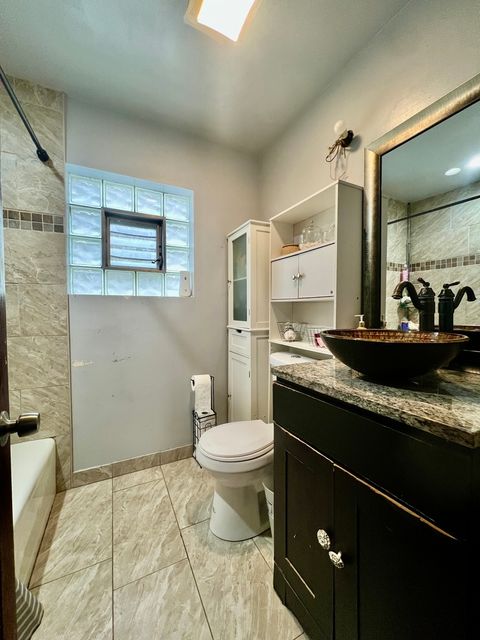 Tiny photo for 2511 Elmwood Avenue, Berwyn, IL 60402 (MLS # 12627255)