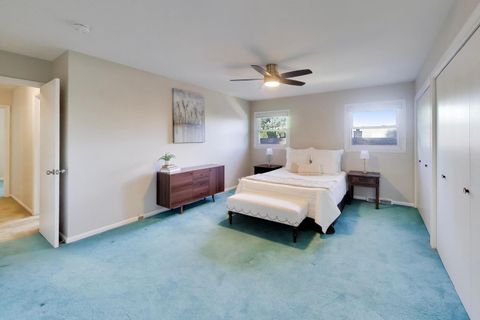 Tiny photo for 2003 E Lillian Lane, Arlington Heights, IL 60004 (MLS # 12671375)