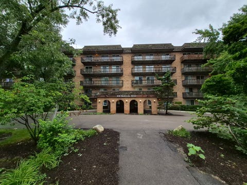 Photo of 512 Redondo Drive #409, Downers Grove, IL 60516 (MLS # 12732897)