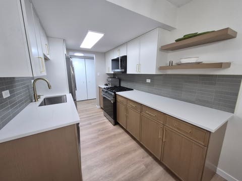 Tiny photo for 512 Redondo Drive #409, Downers Grove, IL 60516 (MLS # 12732897)