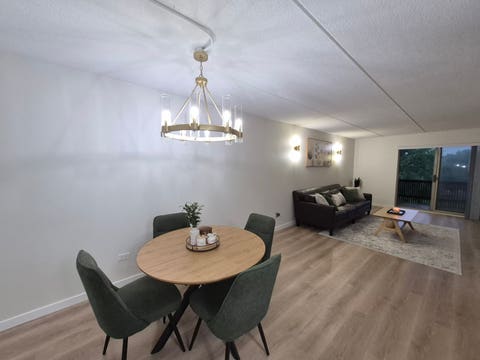 Tiny photo for 512 Redondo Drive #409, Downers Grove, IL 60516 (MLS # 12732897)