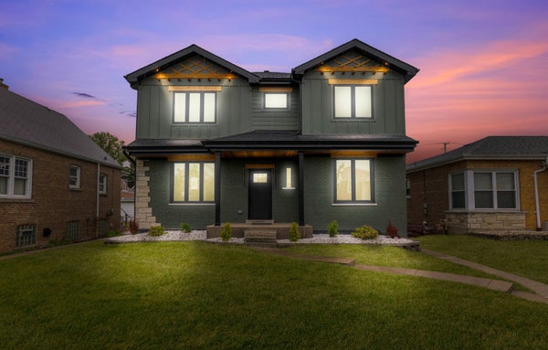 5721 S NEWCASTLE AVE, CHICAGO, IL 60638 - Image dba1974e7fc3ff4f7f1cec3cbb1a31db/4270702764