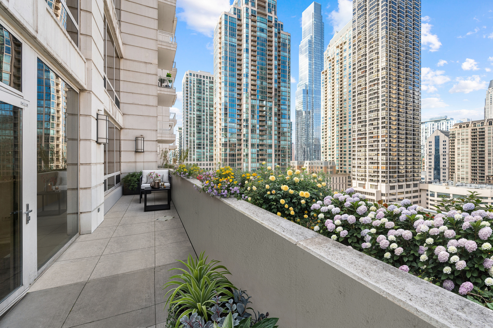 55 E Erie Street 1403