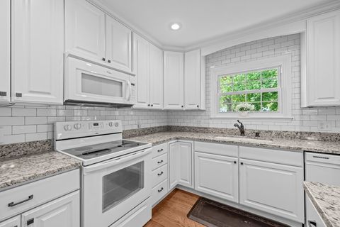 Tiny photo for 3215 E Locust Street #15, Davenport, IA 52803 (MLS # 12632502)