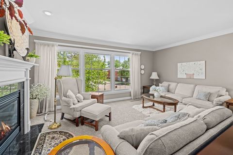 Tiny photo for 3215 E Locust Street #15, Davenport, IA 52803 (MLS # 12632502)