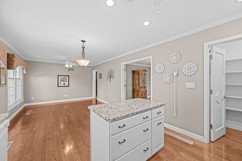 Tiny photo for 3215 E Locust Street #15, Davenport, IA 52803 (MLS # 12632502)