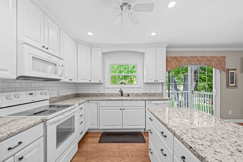 Tiny photo for 3215 E Locust Street #15, Davenport, IA 52803 (MLS # 12632502)