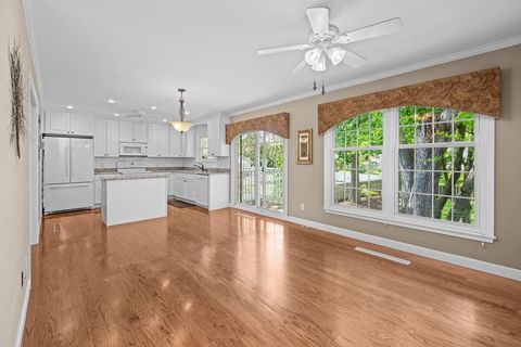 Tiny photo for 3215 E Locust Street #15, Davenport, IA 52803 (MLS # 12632502)