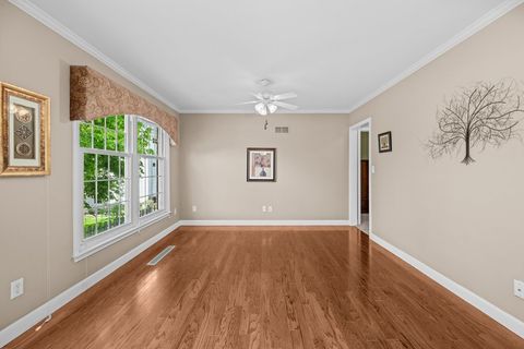 Tiny photo for 3215 E Locust Street #15, Davenport, IA 52803 (MLS # 12632502)