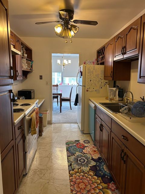 Tiny photo for 6301 N Sheridan Road #6O, Chicago, IL 60660 (MLS # 12604048)