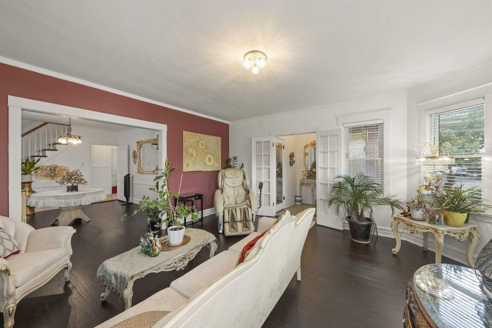 2709 N 76th Court
