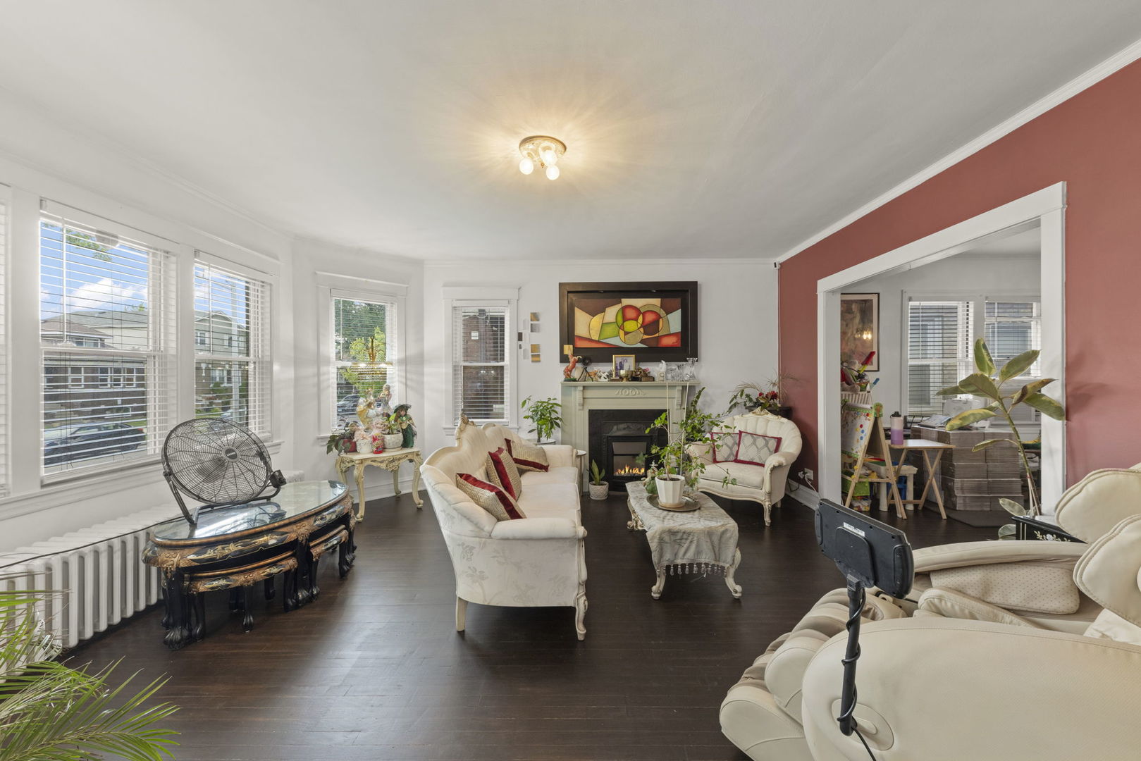 2709 N 76th Court