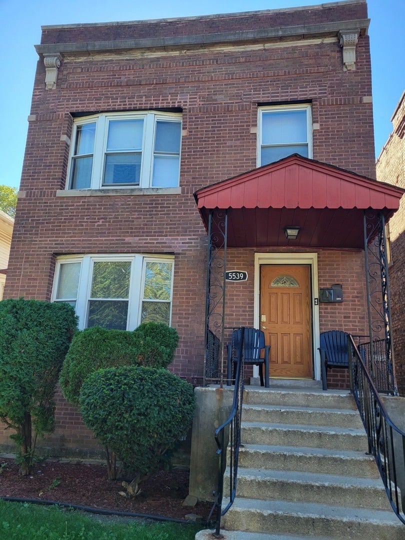 5539 W Adams Street