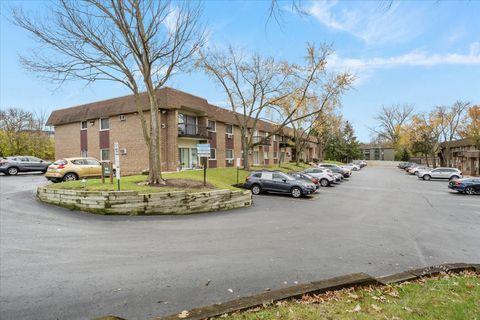 A home in Woodridge