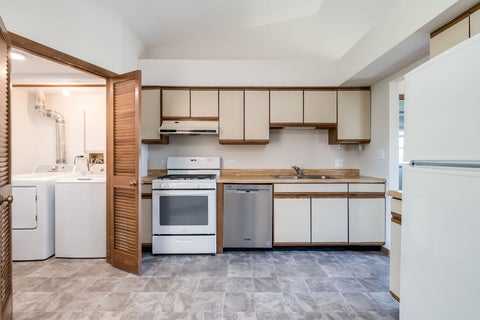 Tiny photo for 1704 Stratton Pond Lane, Schaumburg, IL 60194 (MLS # 12782823)