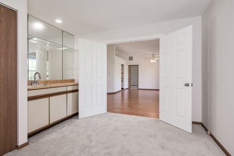 Tiny photo for 1704 Stratton Pond Lane, Schaumburg, IL 60194 (MLS # 12782823)