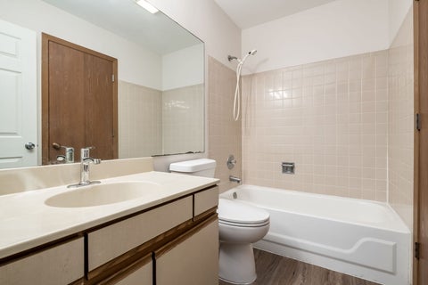 Tiny photo for 1704 Stratton Pond Lane, Schaumburg, IL 60194 (MLS # 12782823)