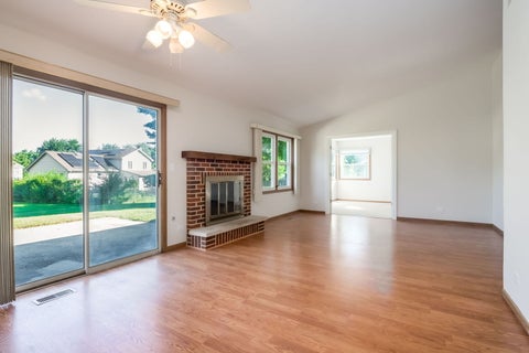 Tiny photo for 1704 Stratton Pond Lane, Schaumburg, IL 60194 (MLS # 12782823)
