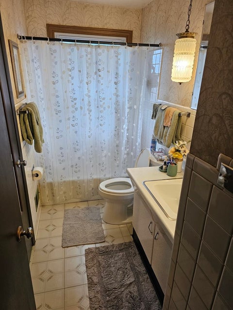 Tiny photo for 17010 Elm Drive, Hazel Crest, IL 60429 (MLS # 12769993)